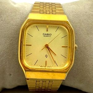 Vintage Casio mens watch